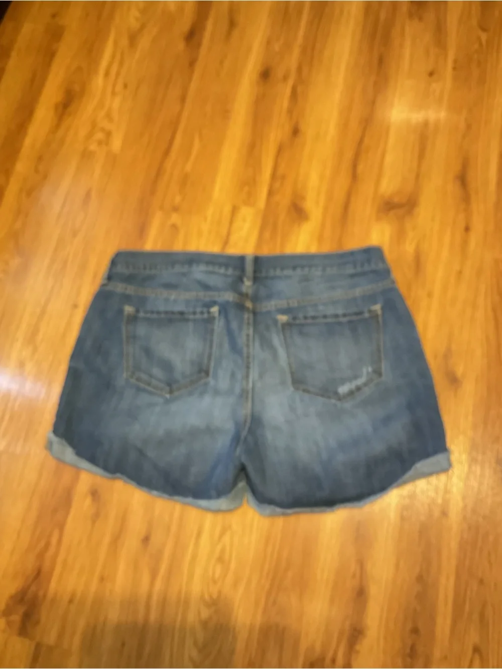Women’s Old Navy Denim Cuffed Hem Diva Shorts Size 16 Regular